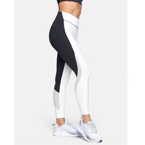 NWT Outdoor Voices TechSweat Zoom Legging S